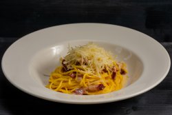 Spaghetti a la carbonara image