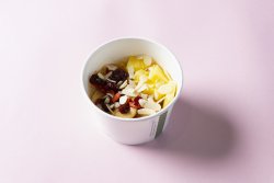 Porridge de ovăz cu fructe image