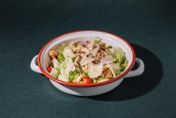 Salată Caesar cu piept de pui image