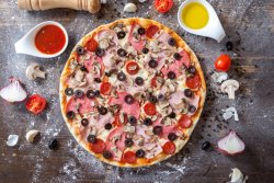 Pizza Quattro Stagioni image