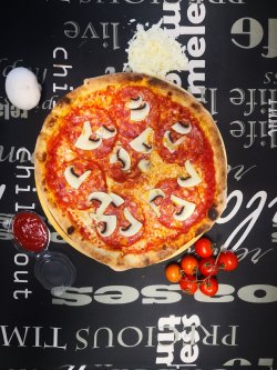 Pizza Calabrese mare image