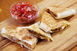 Quesadilla Quattro Formaggi (nepicant/picant) image