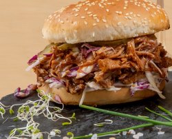 Bbq pulled pork burger 350 g image