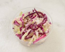 Salată de varză cu vinaigrette clasic image