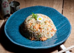 Salmon fried rice image