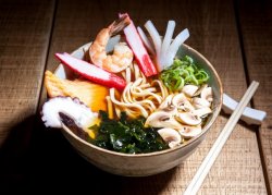 Seafood Udon image