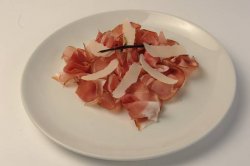 Prosciutto cu parmezan image