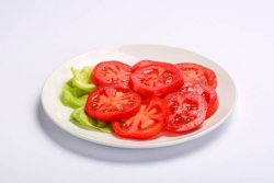 Salata de rosii image