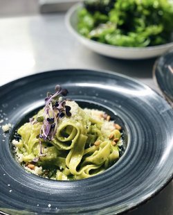 Tagliatelle cu pesto image