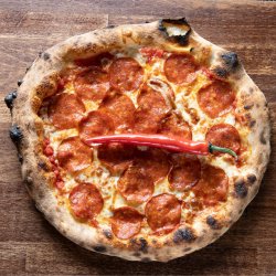 1+1 GRATUIT: Pizza Diavola al Tabasco (spicy) image