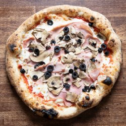 1+1 GRATUIT: Pizza Capricciosa image