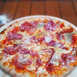 1+1 GRATUIT: Pizza con prosciutto e formaggio image