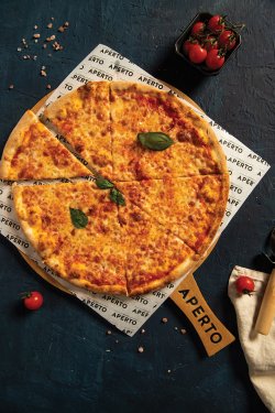 Pizza Margherita image