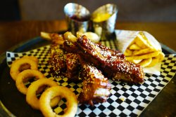 Crispy ribs image