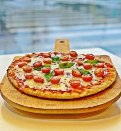 Gyrospizza Margherita image