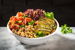 Salată oriental vegan image