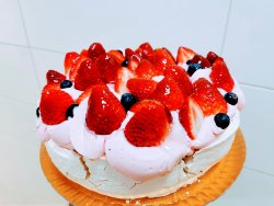 Tort Pavlova image