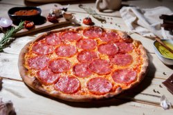 Pizza Salami Delivery image
