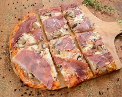 Pizza Prosciutto Crudo image