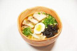 Ramen pork image