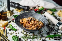 Singapore style beef noodles image