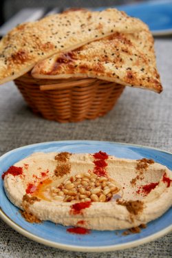 Cam fistigi humus image