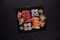 Tuna & Salmon image