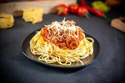 Spaghette and meatballs image