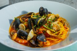 Spaghetti allo scoglio image