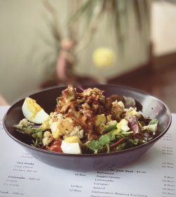 Cobb salad image