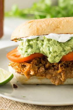 Carnitas Sandwich / Sandwich de Porc (Pulled Pork) image