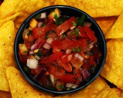 Pico de Gallo / Salsa de Tomate image