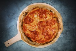 Pizza Diavola image