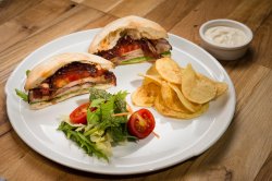 Sinaia Sandwich cu ceafă de porc image