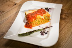 Lasagna veggiebolognese cu spanac	 image