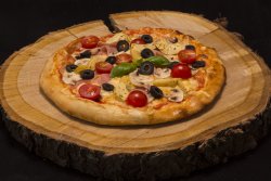 Pizza Treponti: Pizza Paesana image