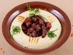 Hommous cu Sujuk image