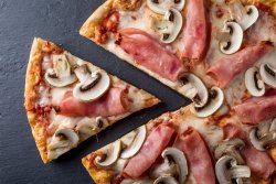 1+1 GRATUIT: Pizza Prosciutto e Funghi 28 cm image