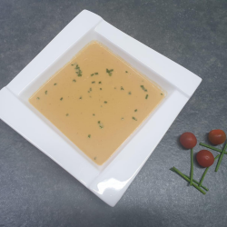 Supă cremă de vinete și roșii coapte image