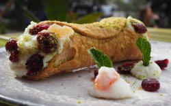 Cannoli image