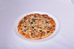 Pizza Tonno Cipolla image