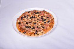 Pizza Capriciosa image