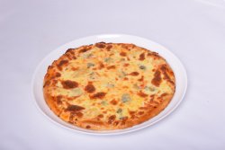 Pizza Quattro Formaggi image