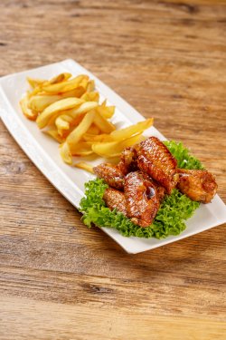 Hot Wings image