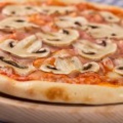 Pizza Party Prosciutto e Funghi image