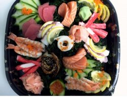 Sashimi combination for two (28 piese) image