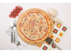 Pizza Prosciutto e Funghi 26 cm image