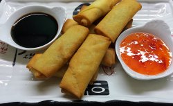 Spring rolls with vegetables image