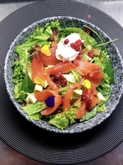 Insalata di Salmone image